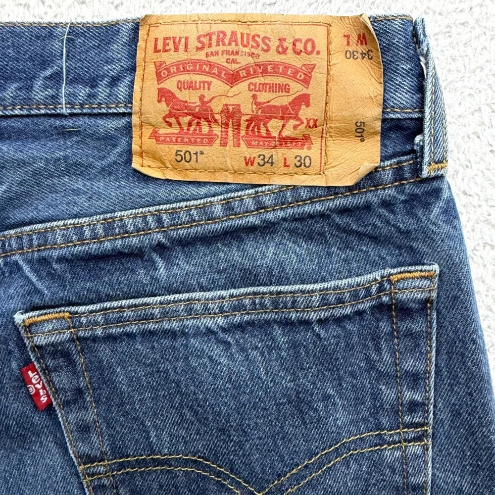 Levis 501 Mens Original Fit Button Fly Straight Leg Jeans Blue 34x30 (34x27)